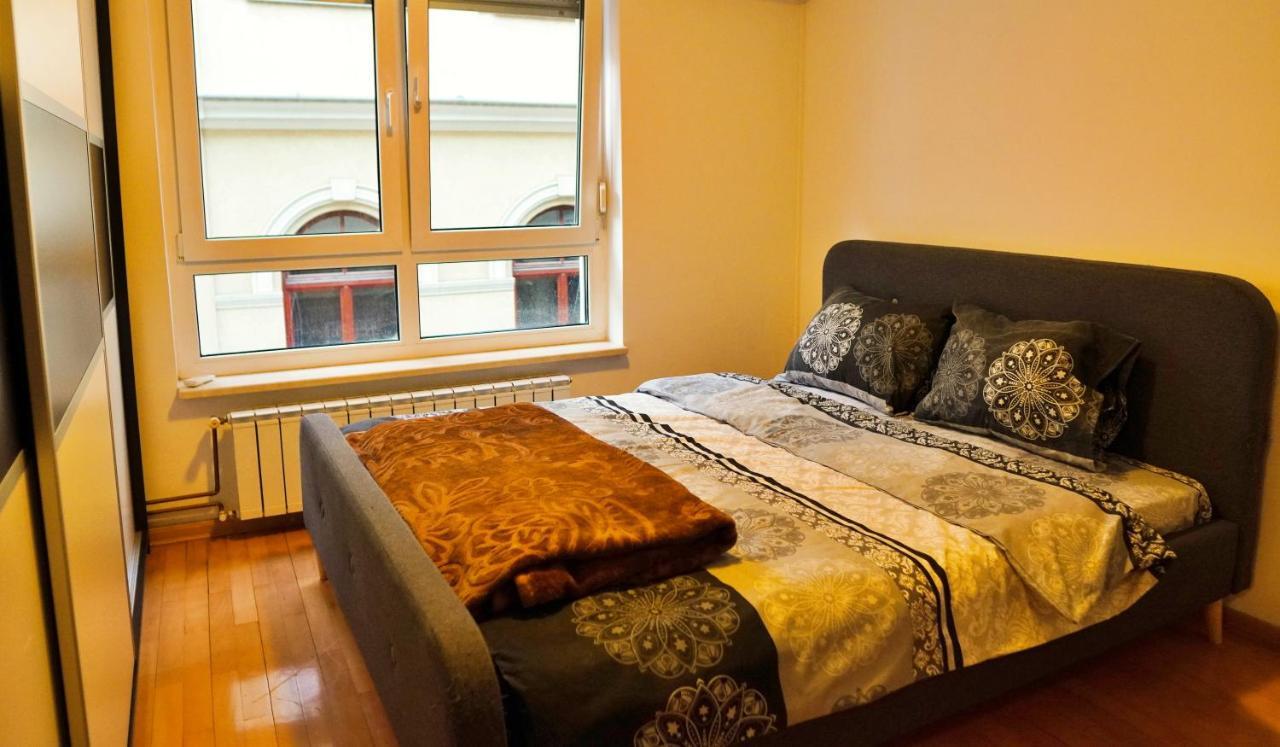 City Center Grand Apartment - Three-Bedroom, Free Parking Saraievo Exterior foto
