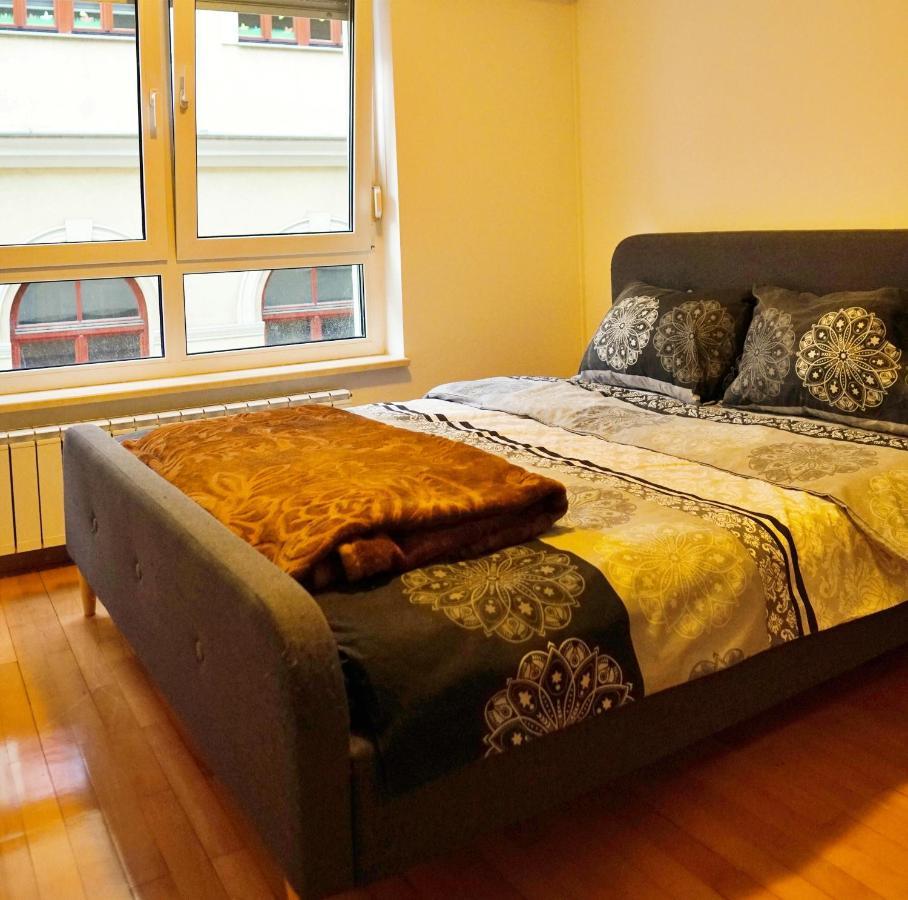City Center Grand Apartment - Three-Bedroom, Free Parking Saraievo Exterior foto