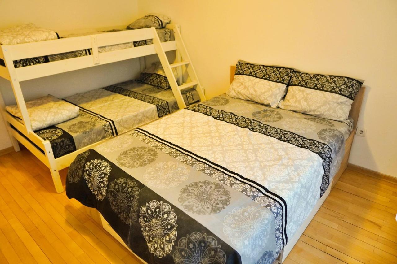 City Center Grand Apartment - Three-Bedroom, Free Parking Saraievo Exterior foto